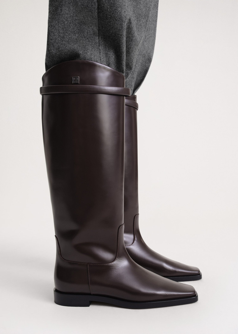 Totême The Riding Boot coffee outlook
