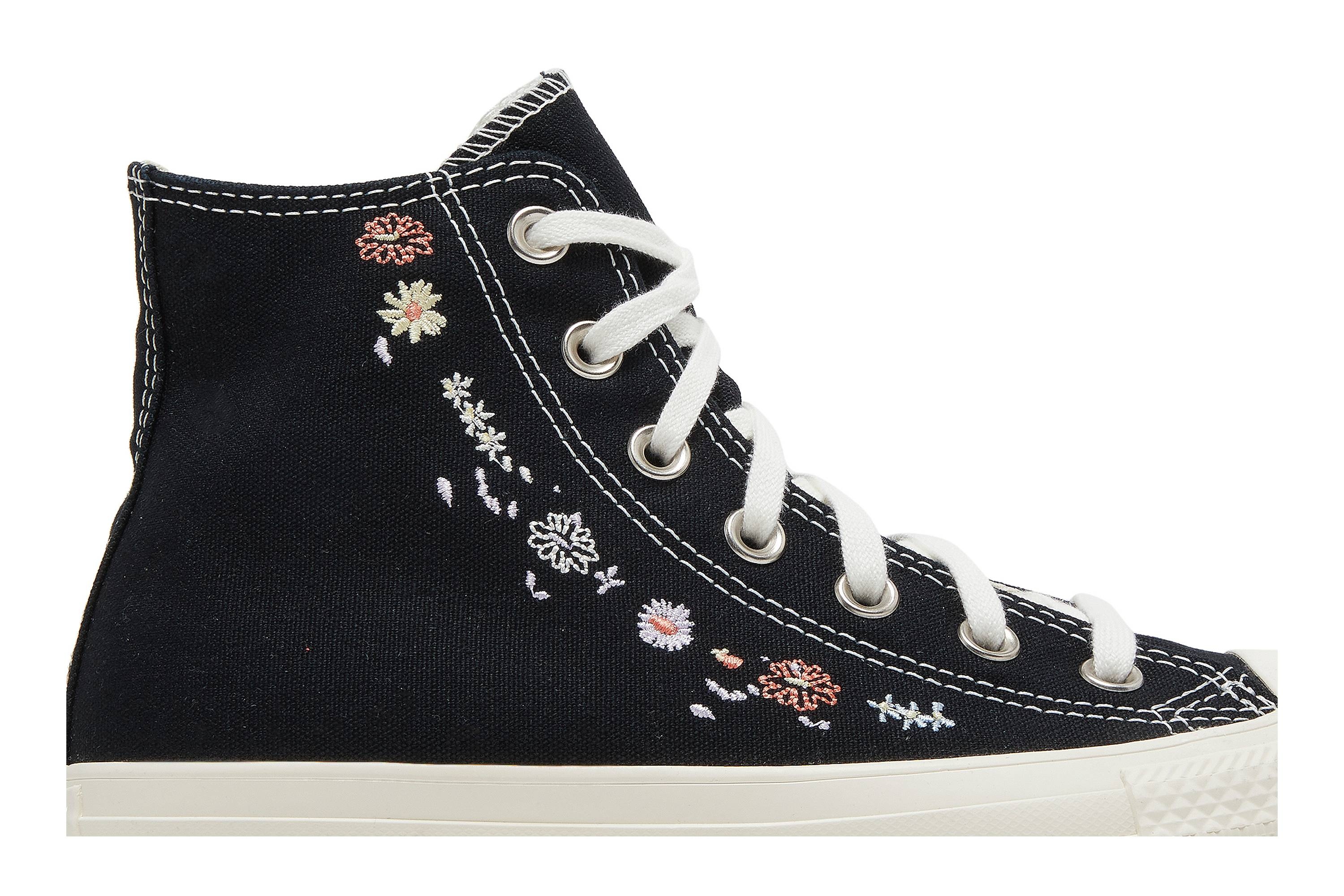 Wmns Chuck Taylor All Star High 'Embroidered Floral - Black' - 2