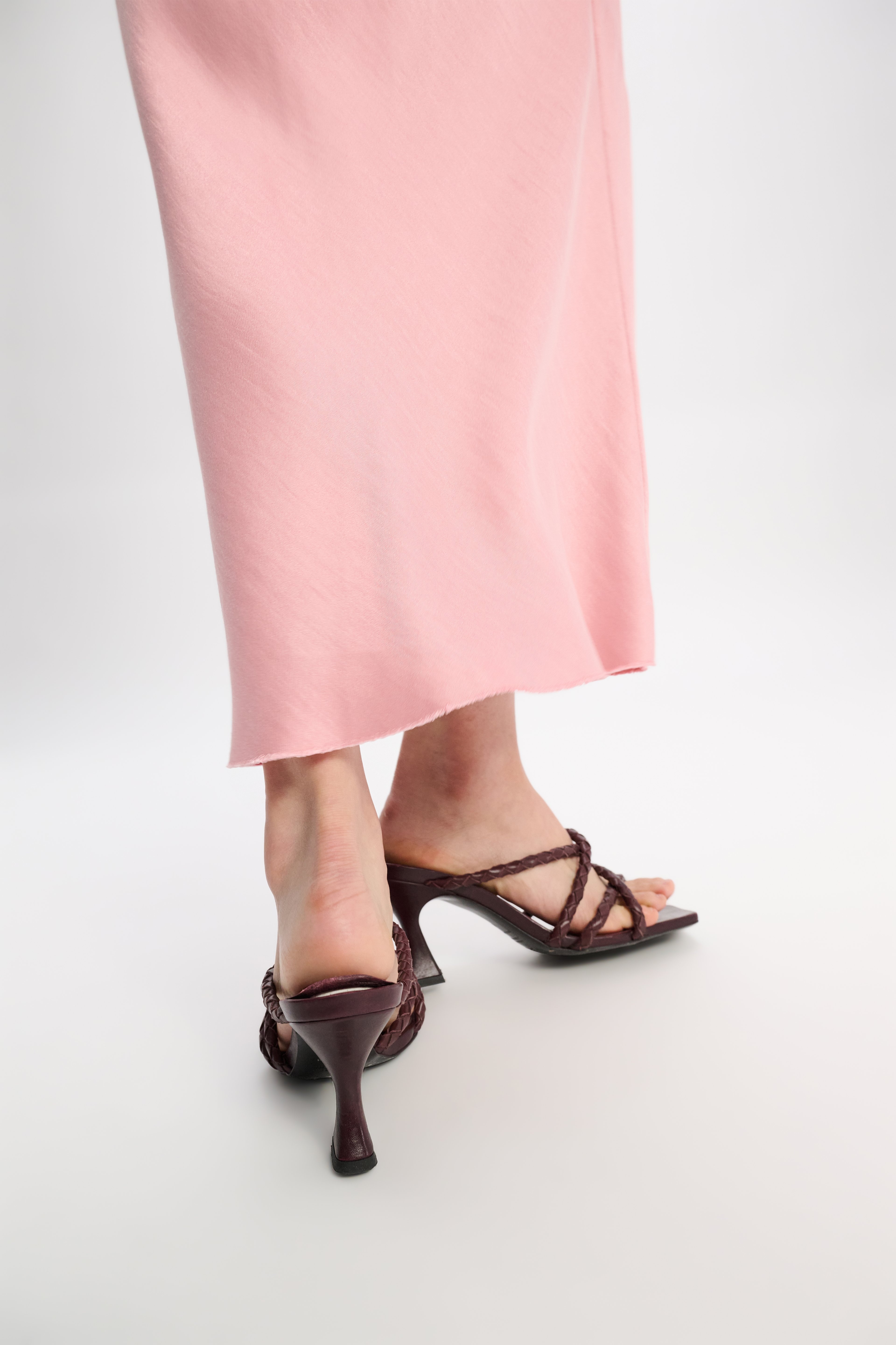 WOVEN ELEGANCE Cord heel sandal - 4
