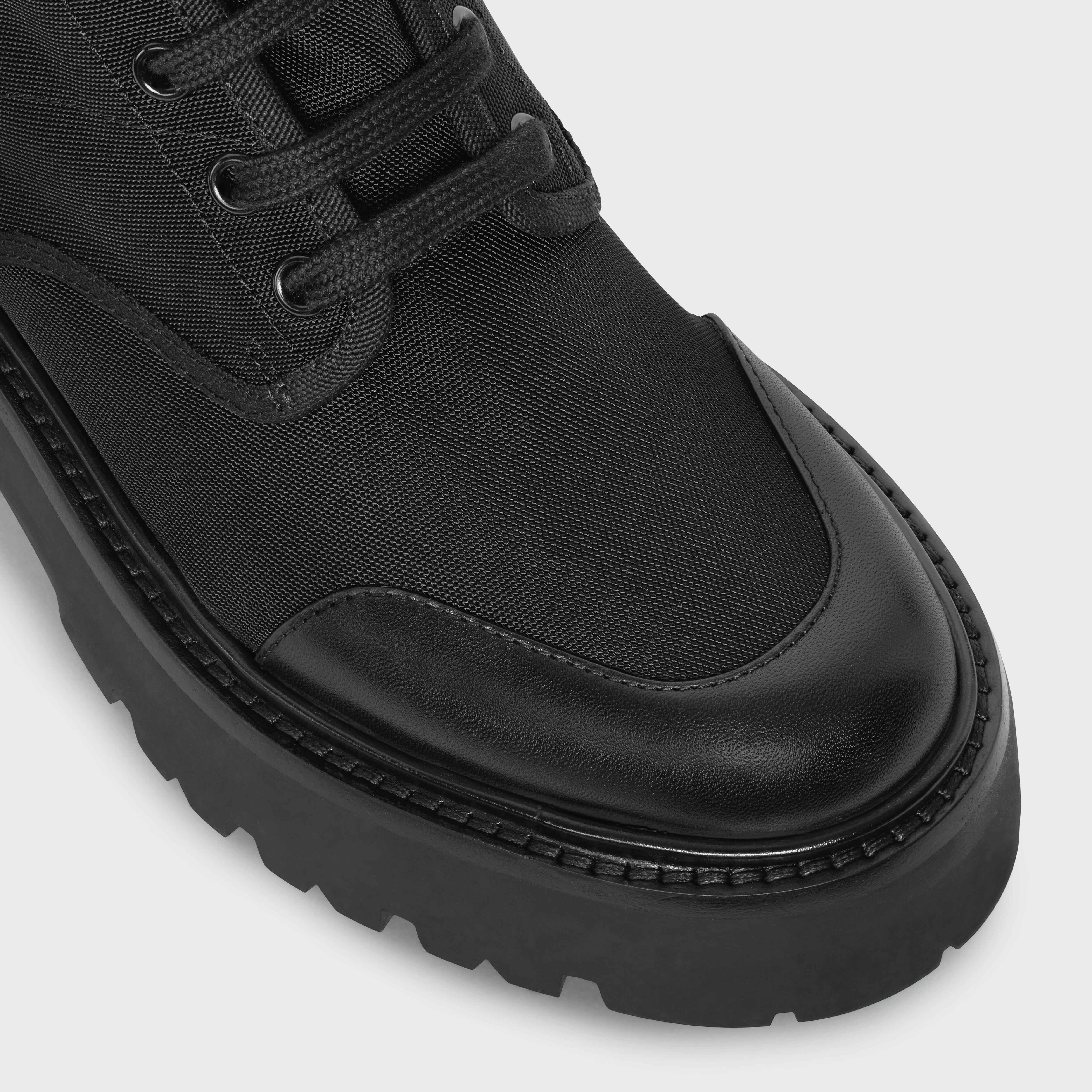 関税込 CELINE BULKY LACED UP BOOT in NYLON AND SHINY BULL 345597004C-38NO_6_LIB_W.tif