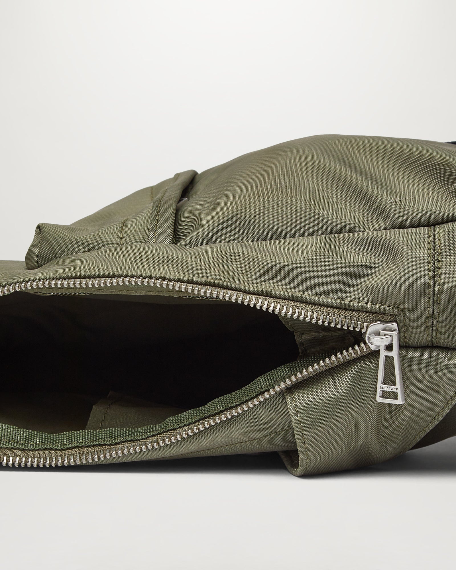 UTILITY HOLDSTER - 5