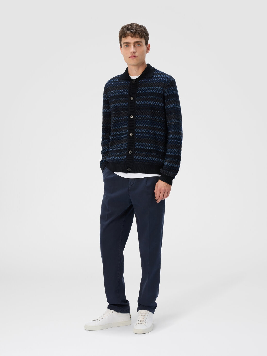Cardigan with Zigzag and Stripe Pattern - 2