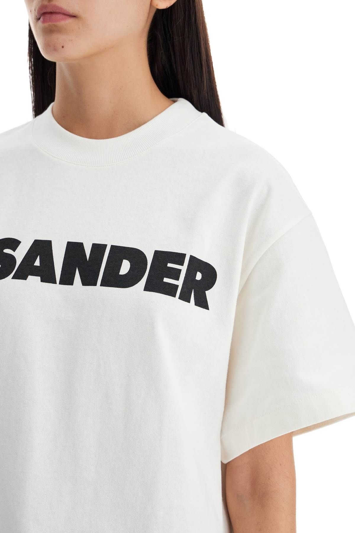 Tシャツ・カットソー Jil Sander FW25 T-SHIRT CON STAMPA (J21GC0001 J45148102) T-shirt con logo Uomo | Jil Sander Sito Ufficiale