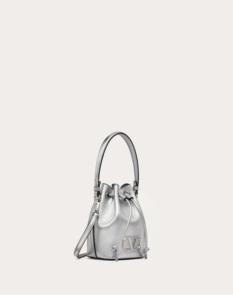 MINI VLOGO SIGNATURE BUCKET BAG IN METALLIC NAPPA LEATHER 2