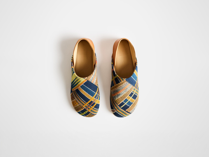 MENS SLIPPER MULES IN BLUE & MULTI 6