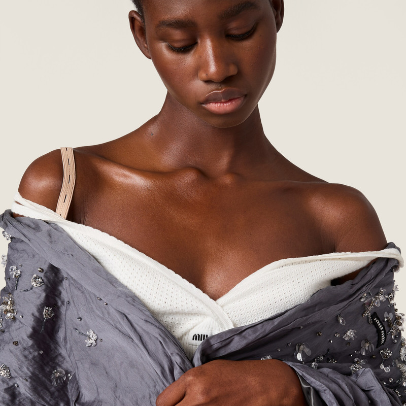 Embroidered duchesse coat 4