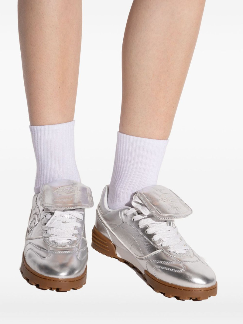 Match logo-patch sneakers 5