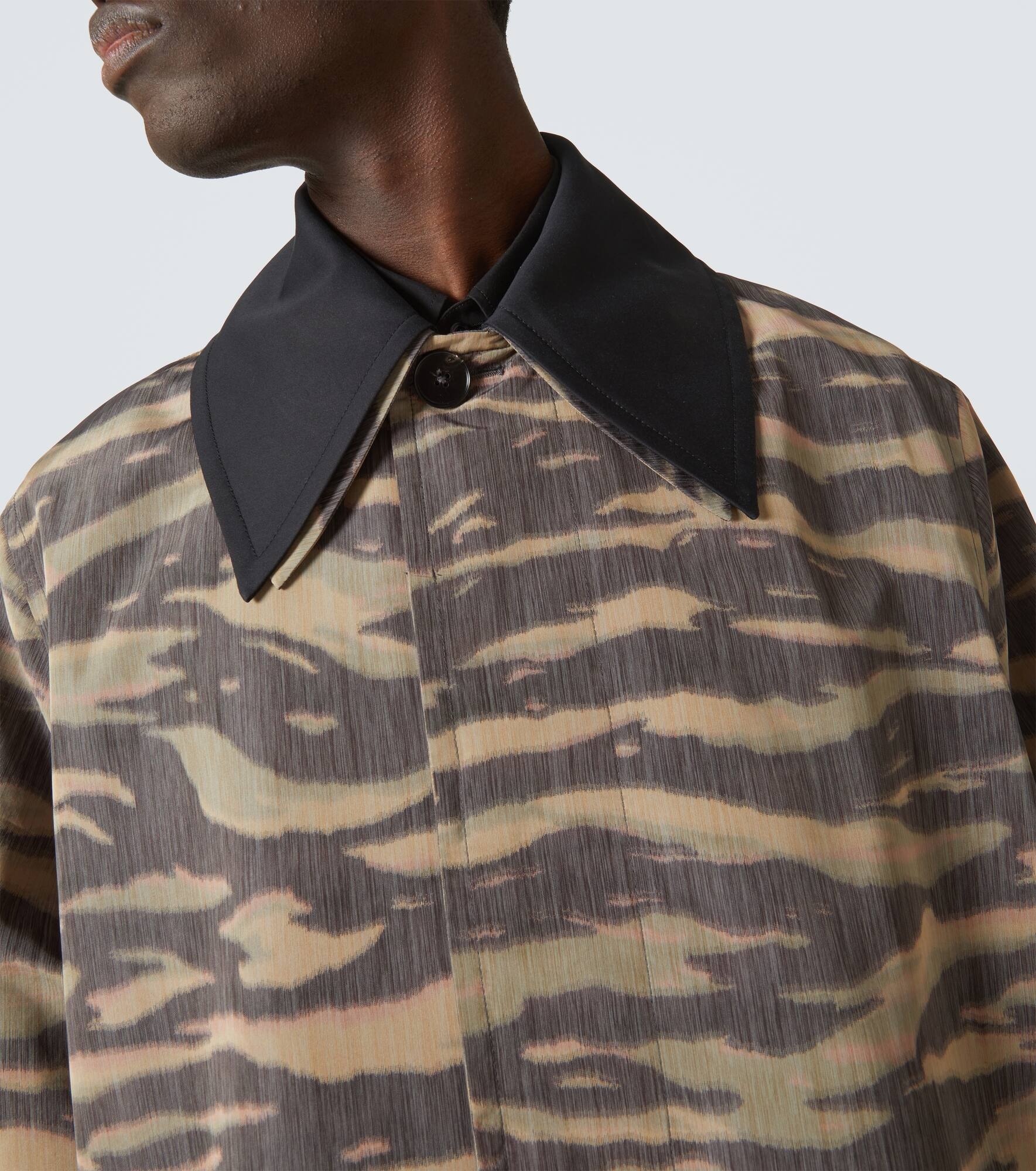 Camouflage car coat - 6