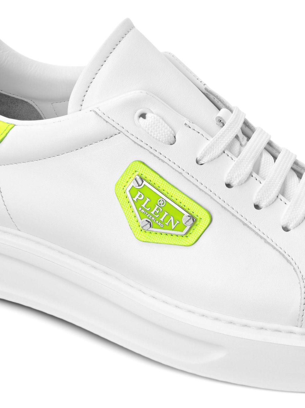 logo-plaque leather sneakers - 4