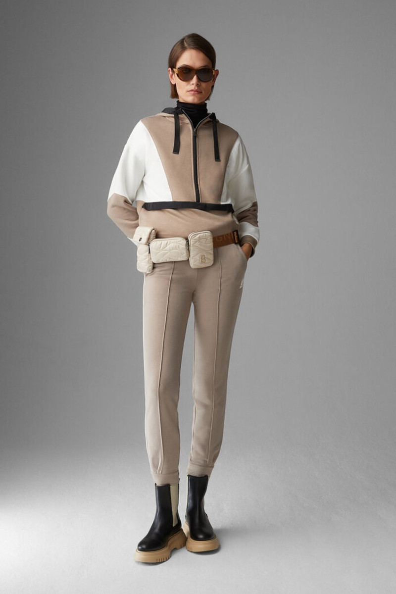 Enja Bavarian wool multipocket belt bag in Cream 7