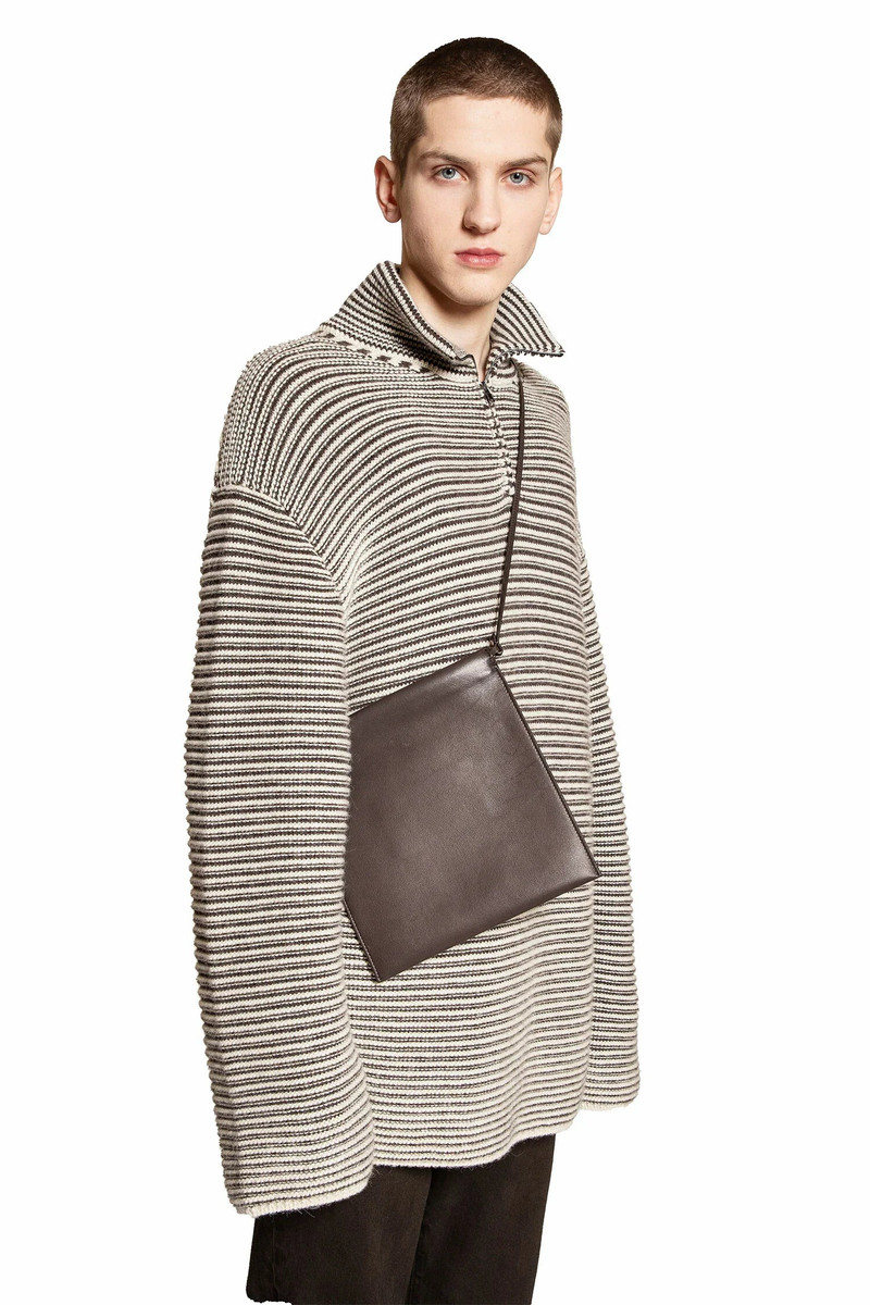 Medicine-Shoulder-Pouch 5