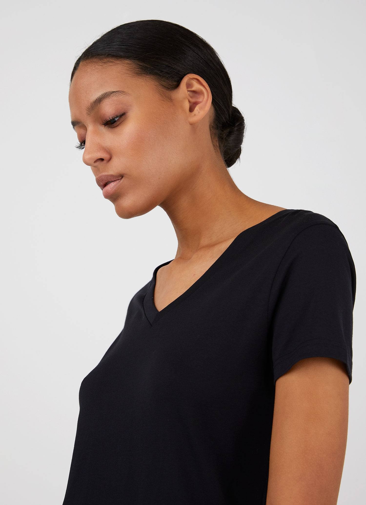 V Neck T‑shirt - 4
