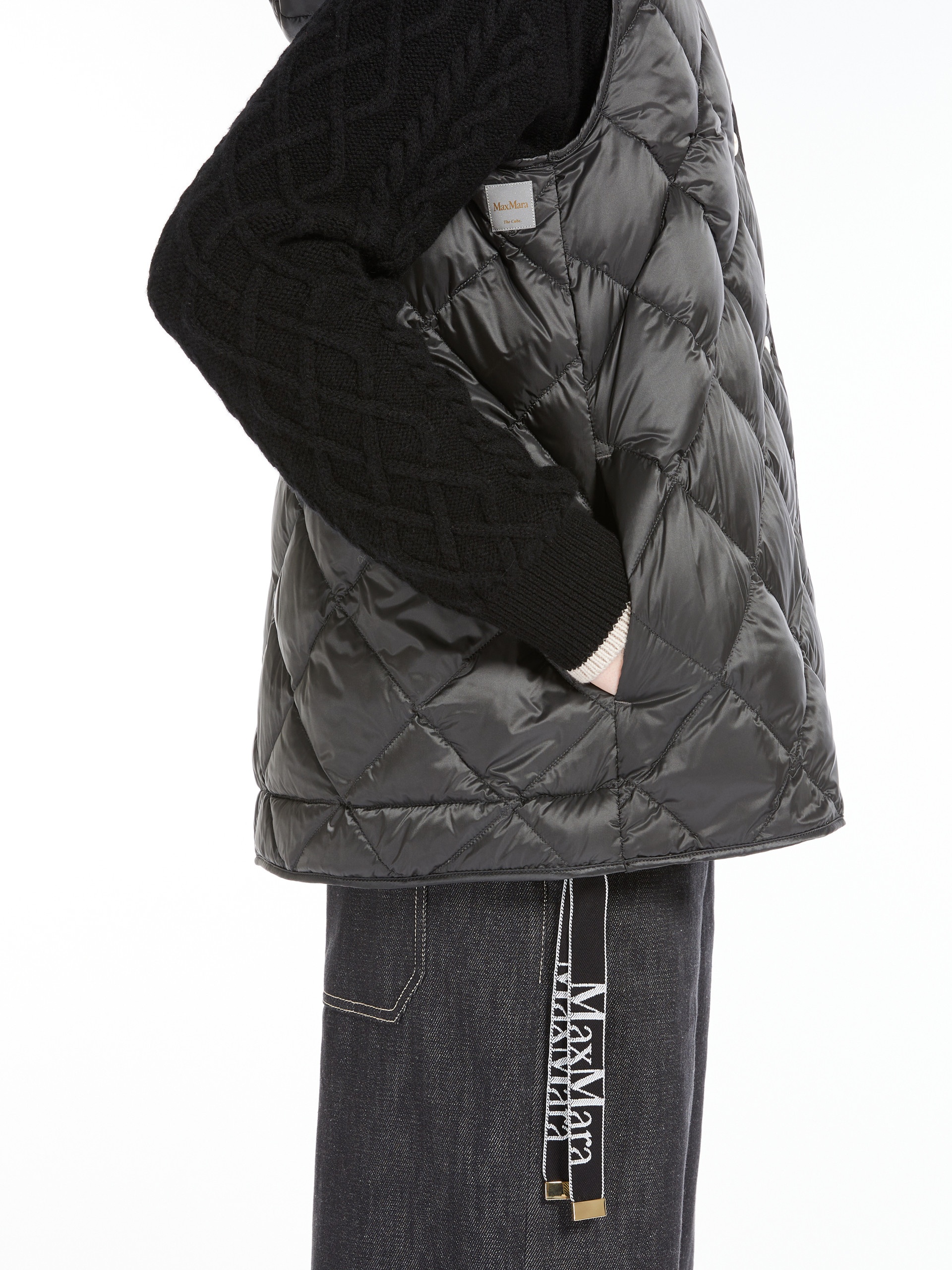 TREFA Gilet in quilted water-repellent canvas - 5