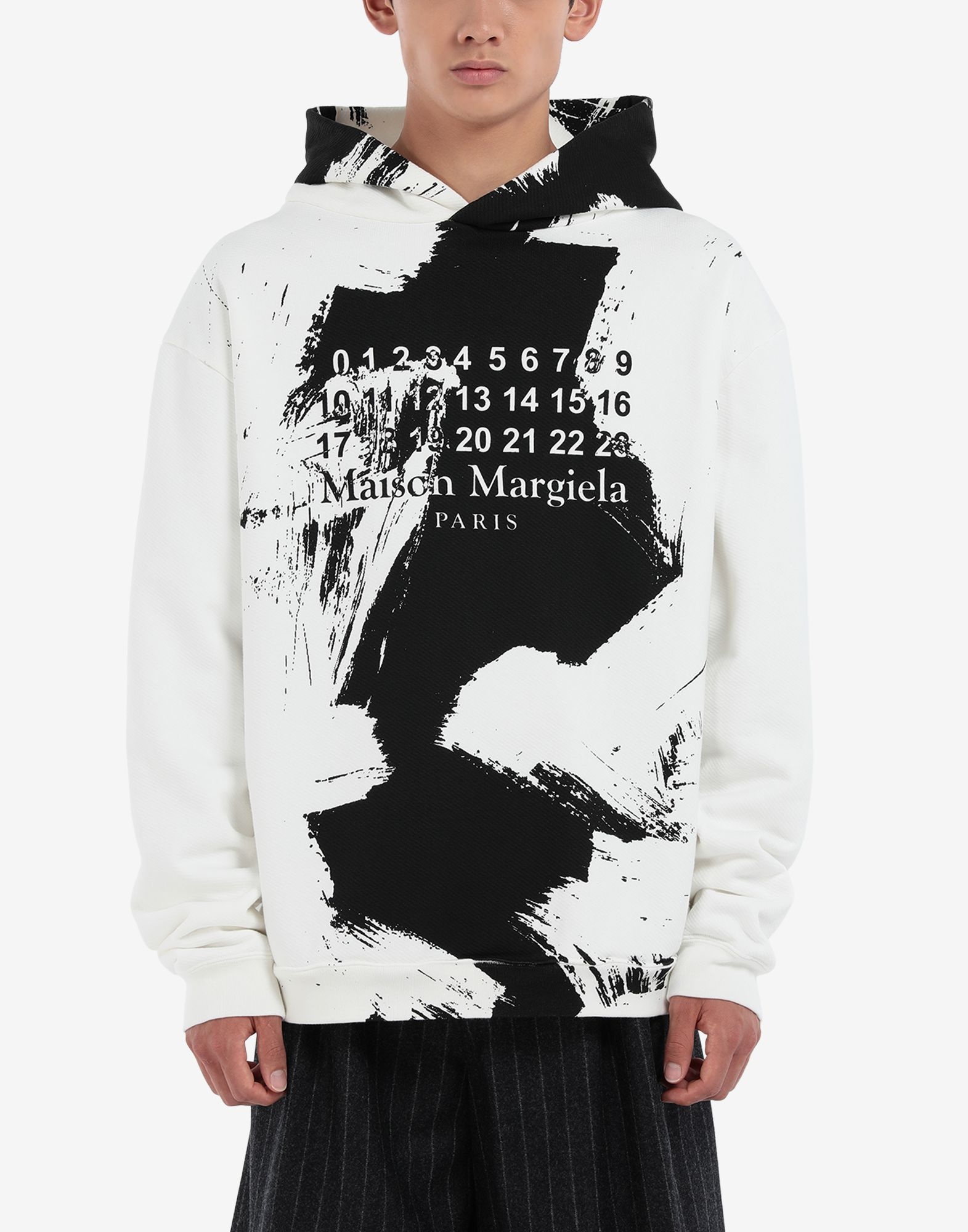 Logo paint hoodie - 5