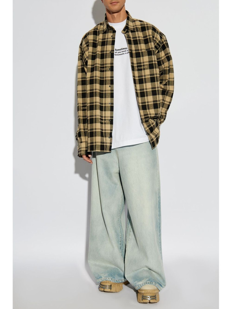 VETEMENTS logo-print cotton t-shirt outlook