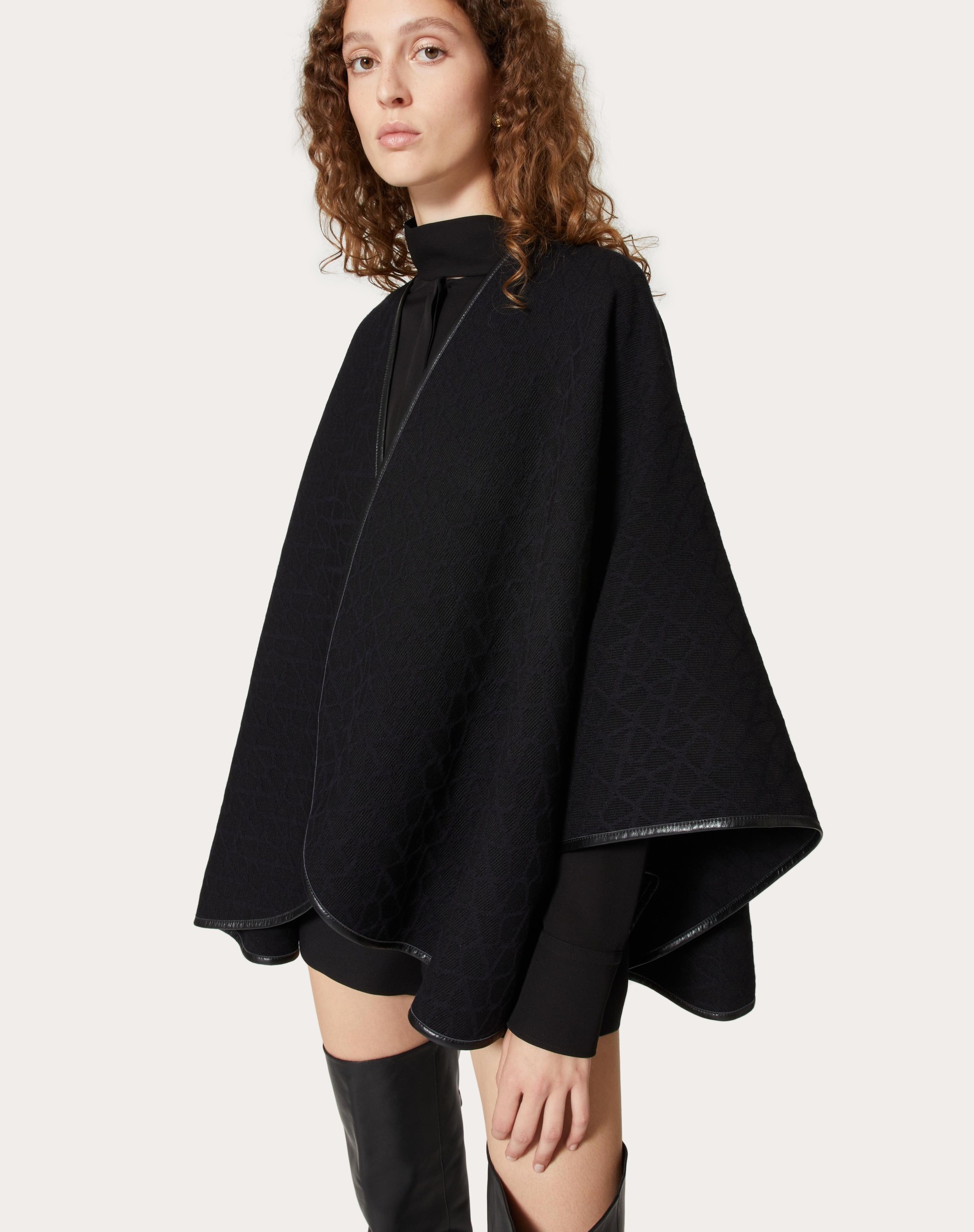 TOILE ICONOGRAPHE WOOL PONCHO WITH LEATHER TRIM - 4