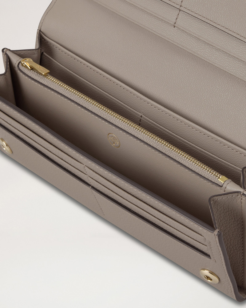 Mulberry Continental Wallet
Cashmere Taupe Small Classic Grain outlook