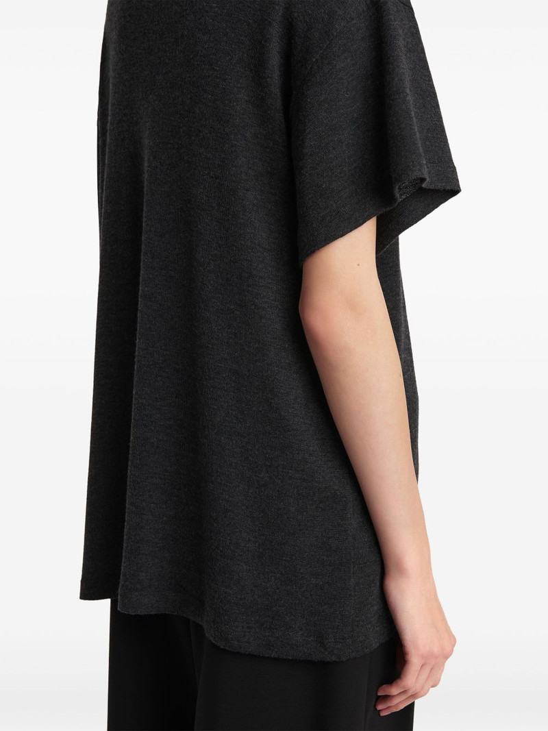 short-sleeve top 5