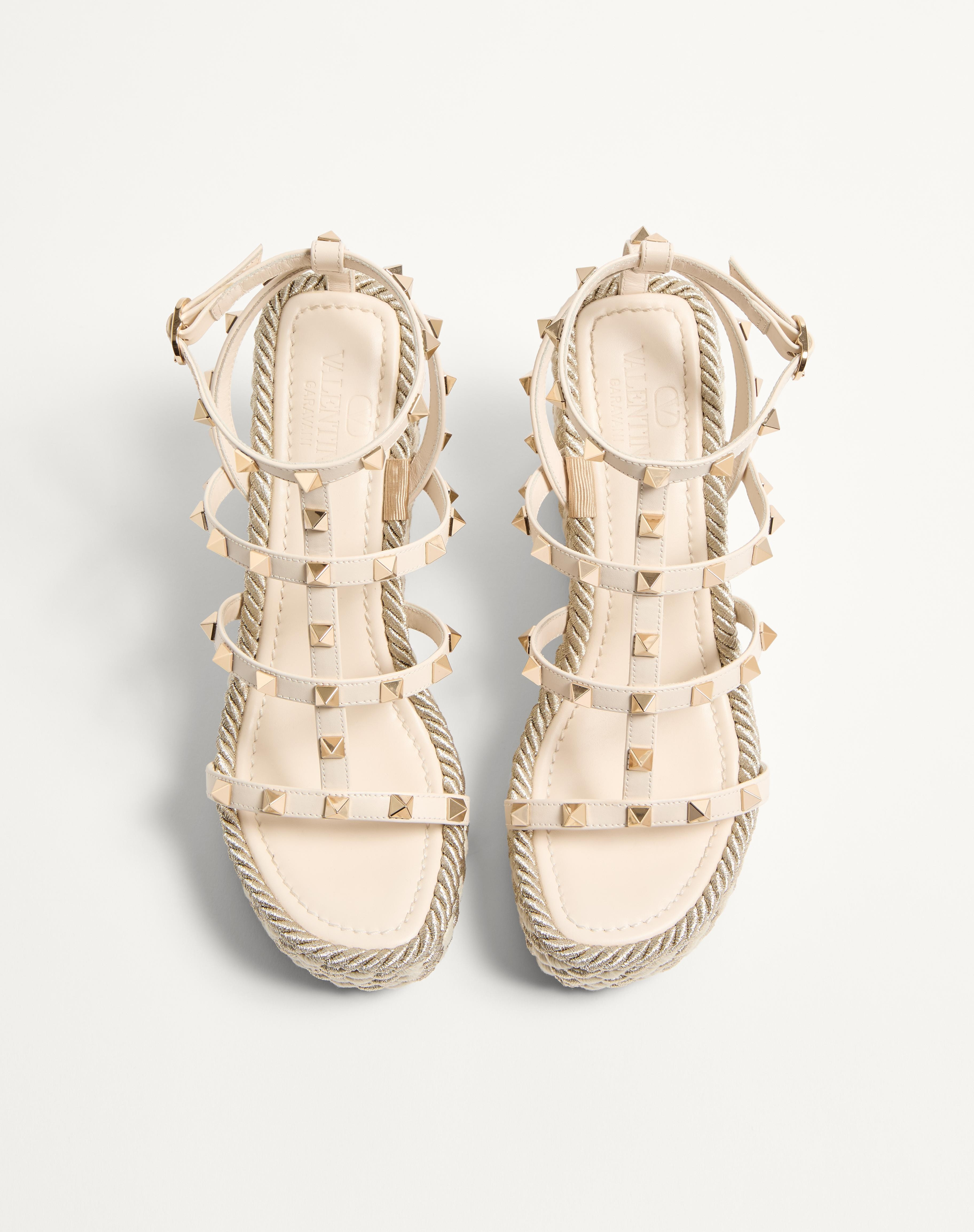ROCKSTUD CALFSKIN WEDGE SANDAL WITH STRAPS 95 MM - 4