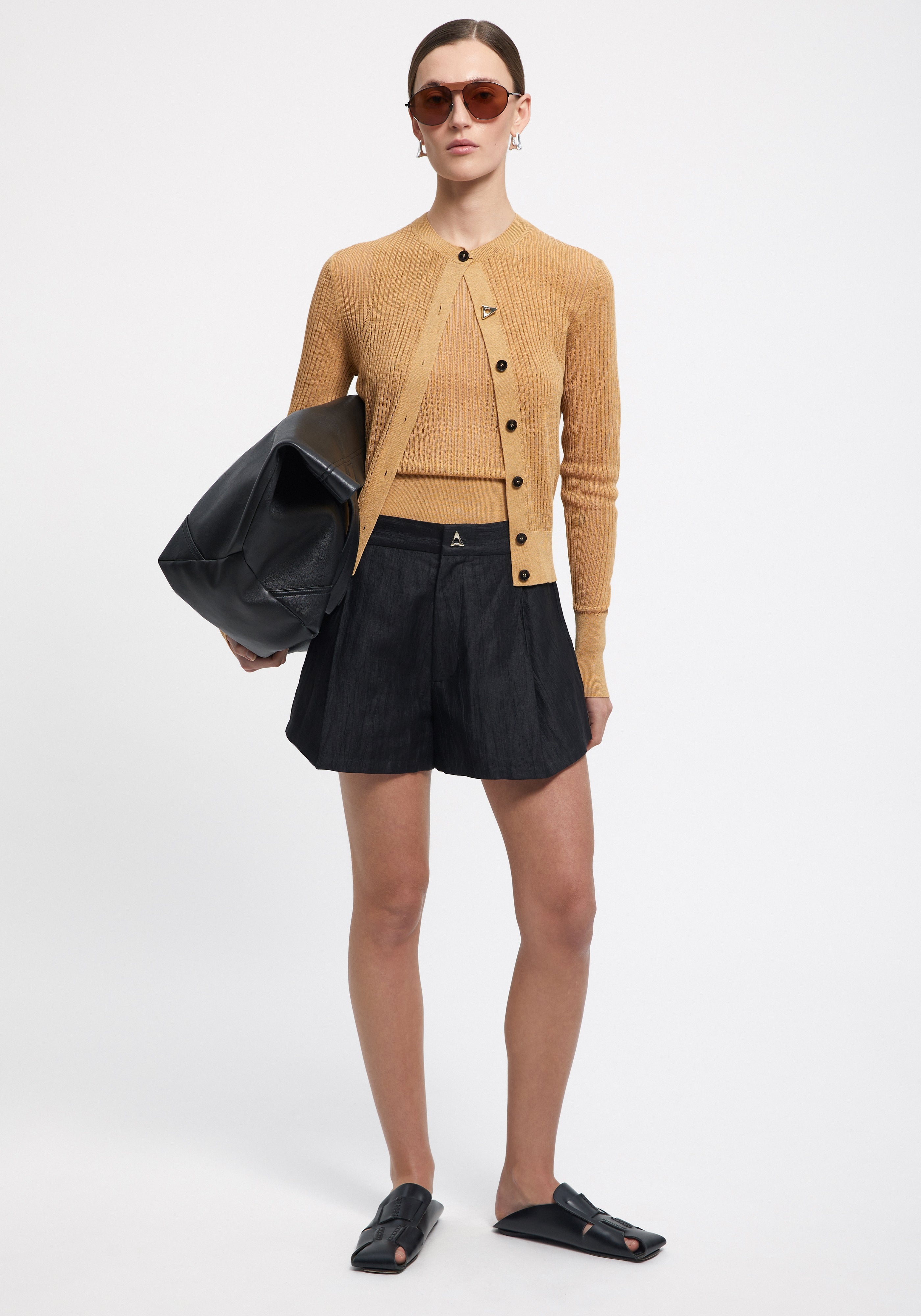 MURIEL
High waisted shorts - 3