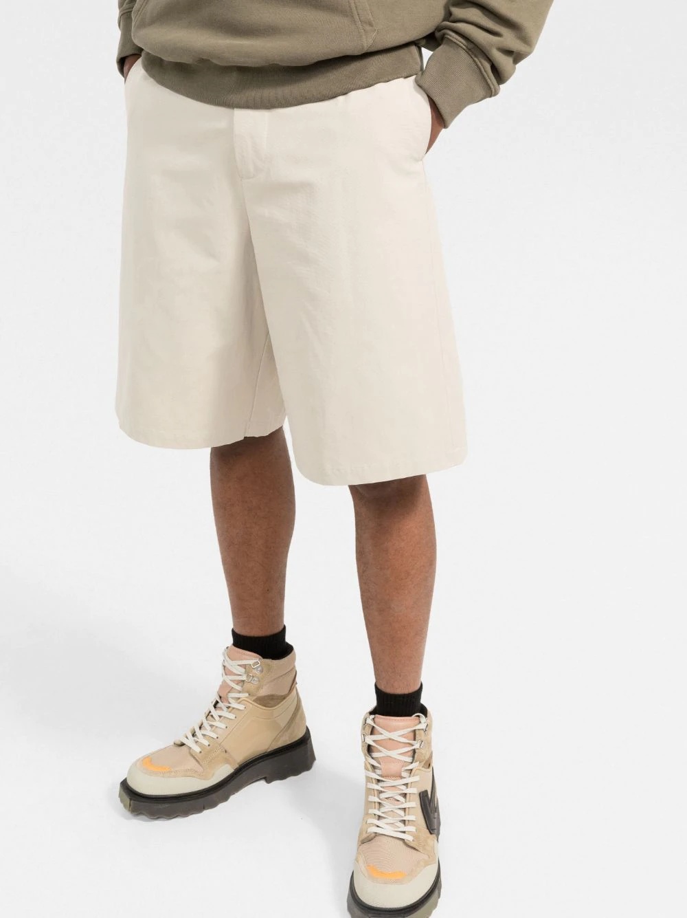 Arrows-print bermuda shorts - 3