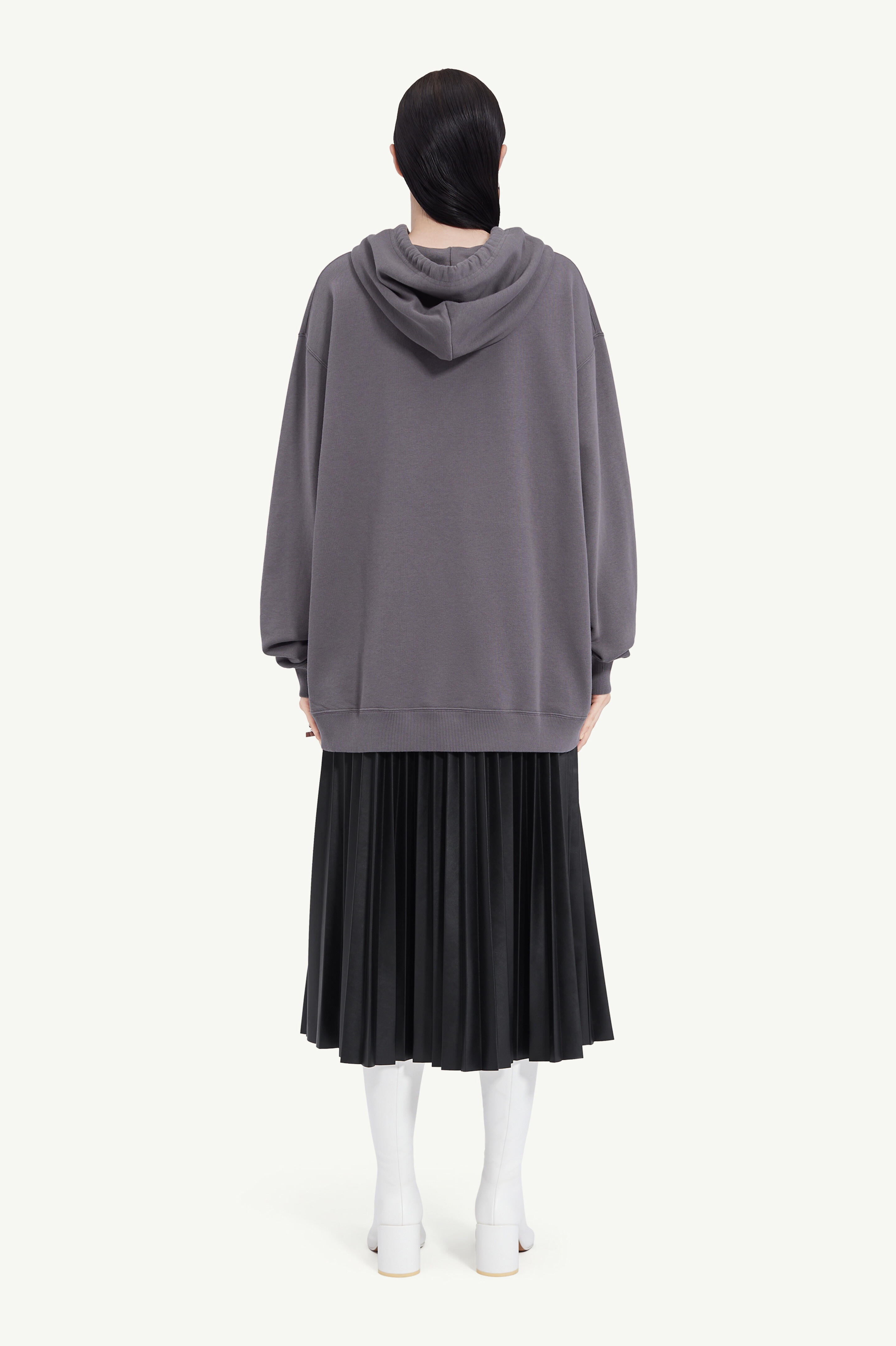 Long-sleeve hooded sweatshirt - 4