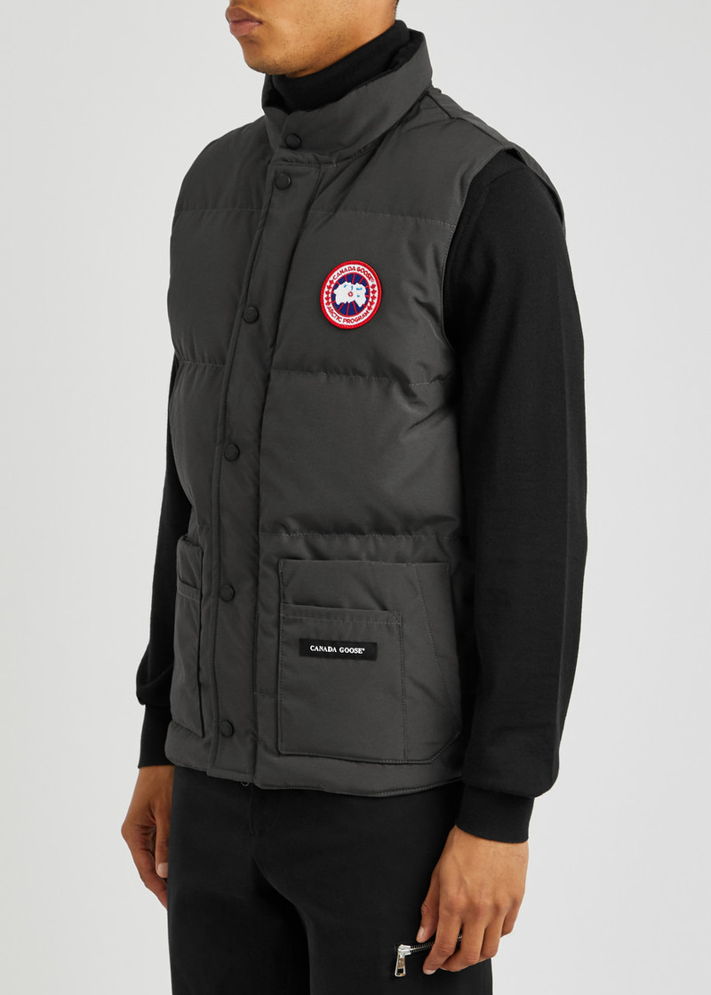 Canada Goose Canada Goose Women's Xxl Dark Grey Freestyle Quilted Artic-Tech Gilet outlook