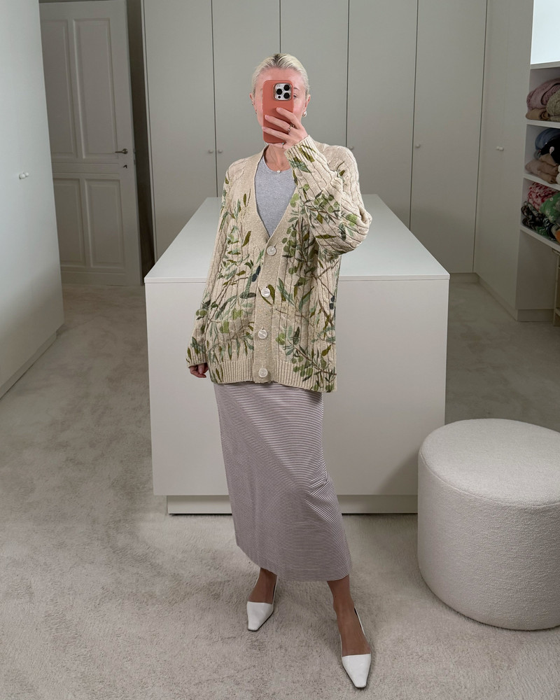 BERNADETTE Cardigan Zuri outlook