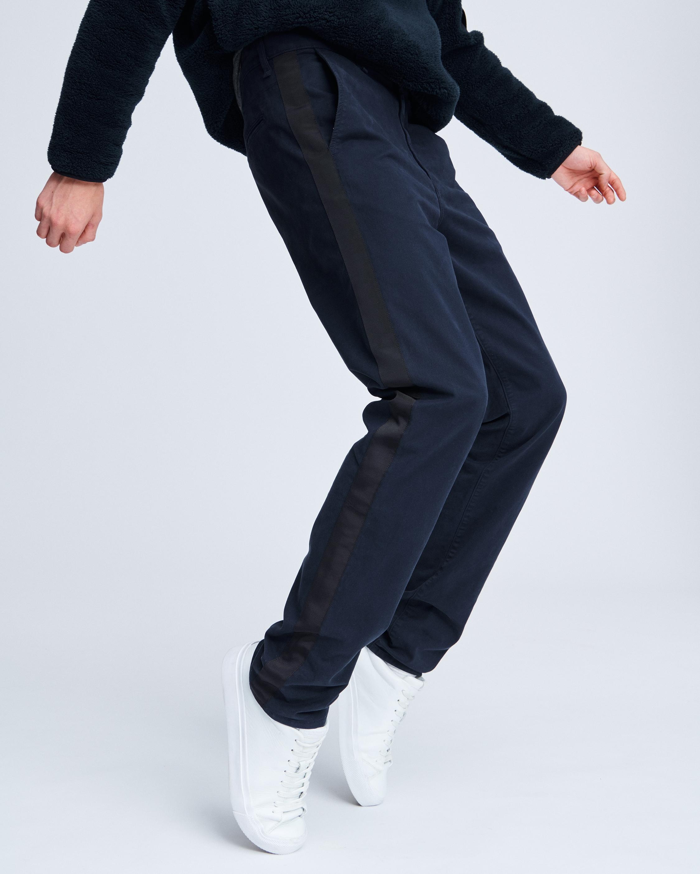 Fit 2 Mid-Rise Sport Chino - 4