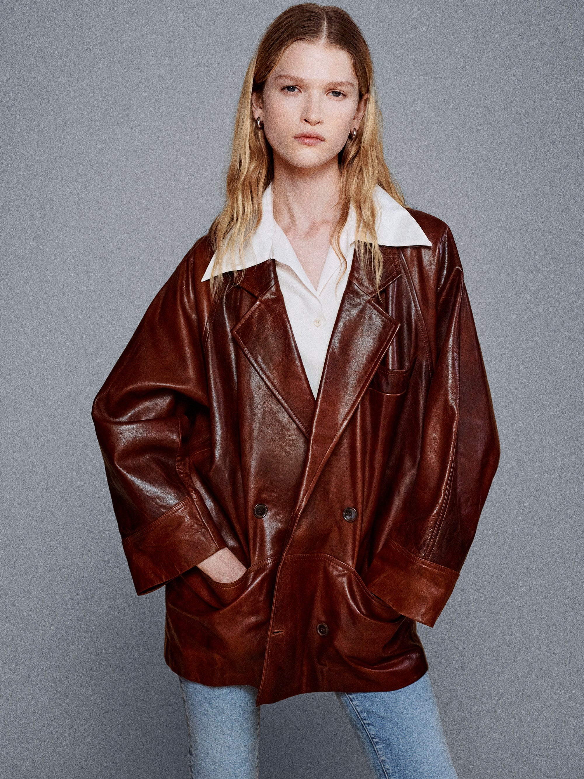 Oversized Leather Jacket in Bourbon - 2