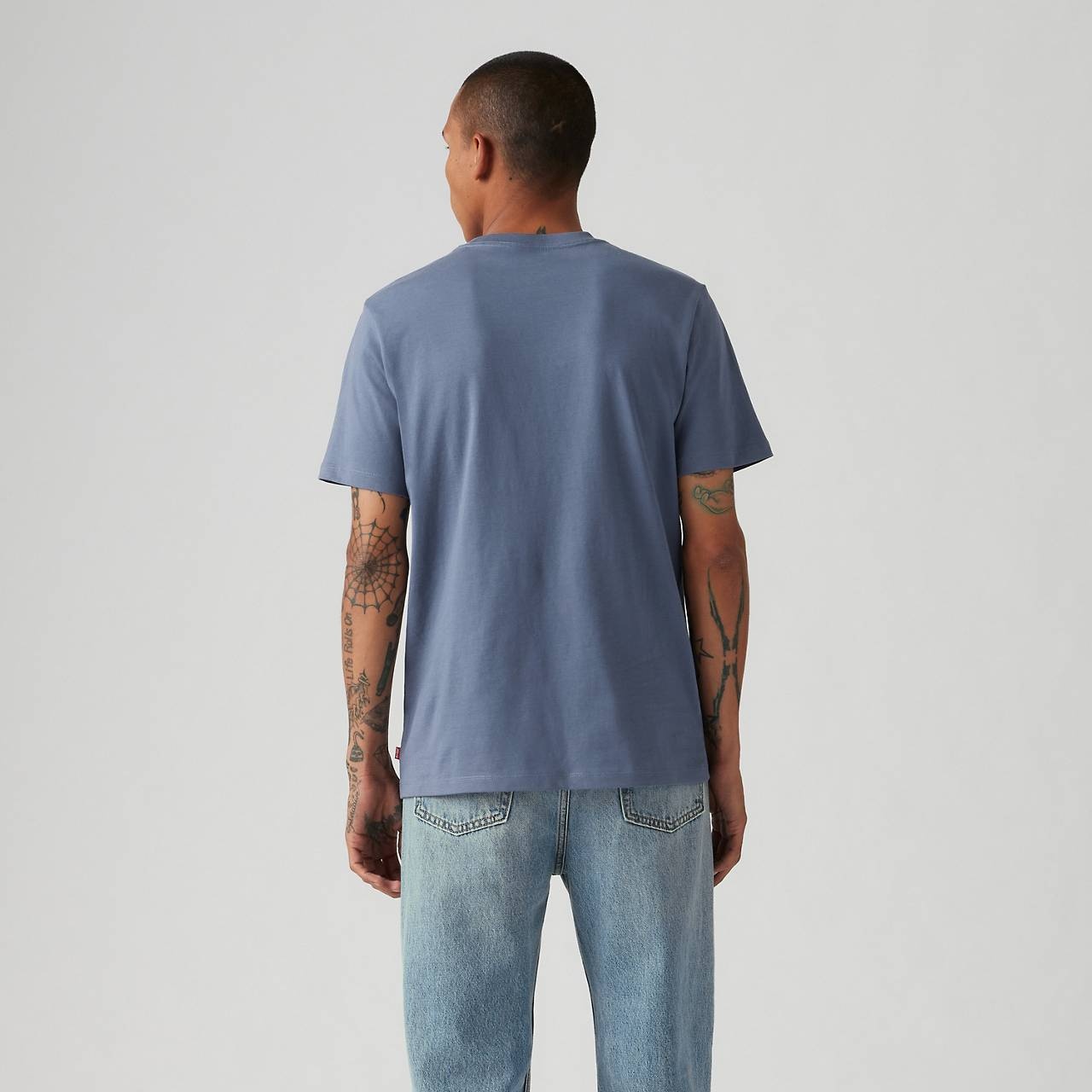 CLASSIC GRAPHIC T-SHIRT - 3