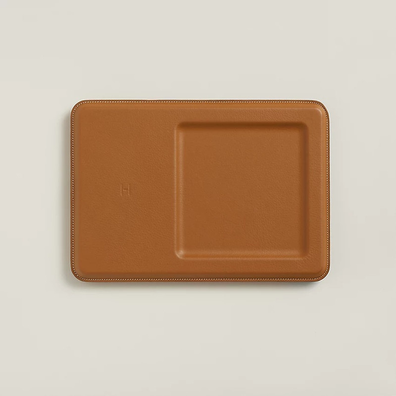 Volt'H wireless charging change tray 1