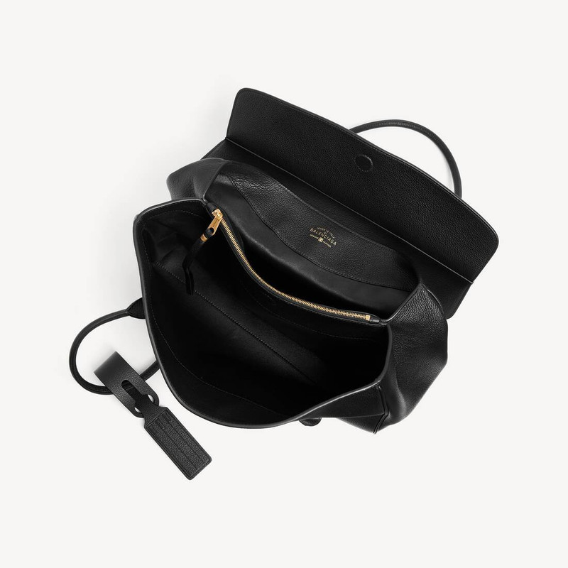 Women's Carrie Carry All Bag Small in Black 4