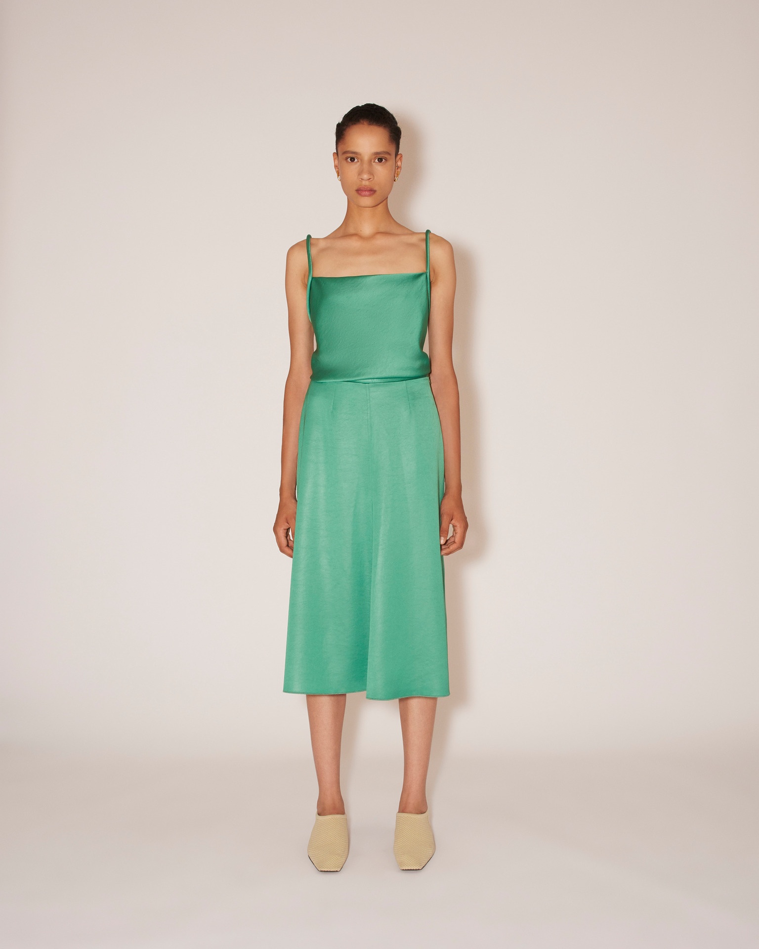 ZOYA - Glossy satin knee-length skirt - Green - 2