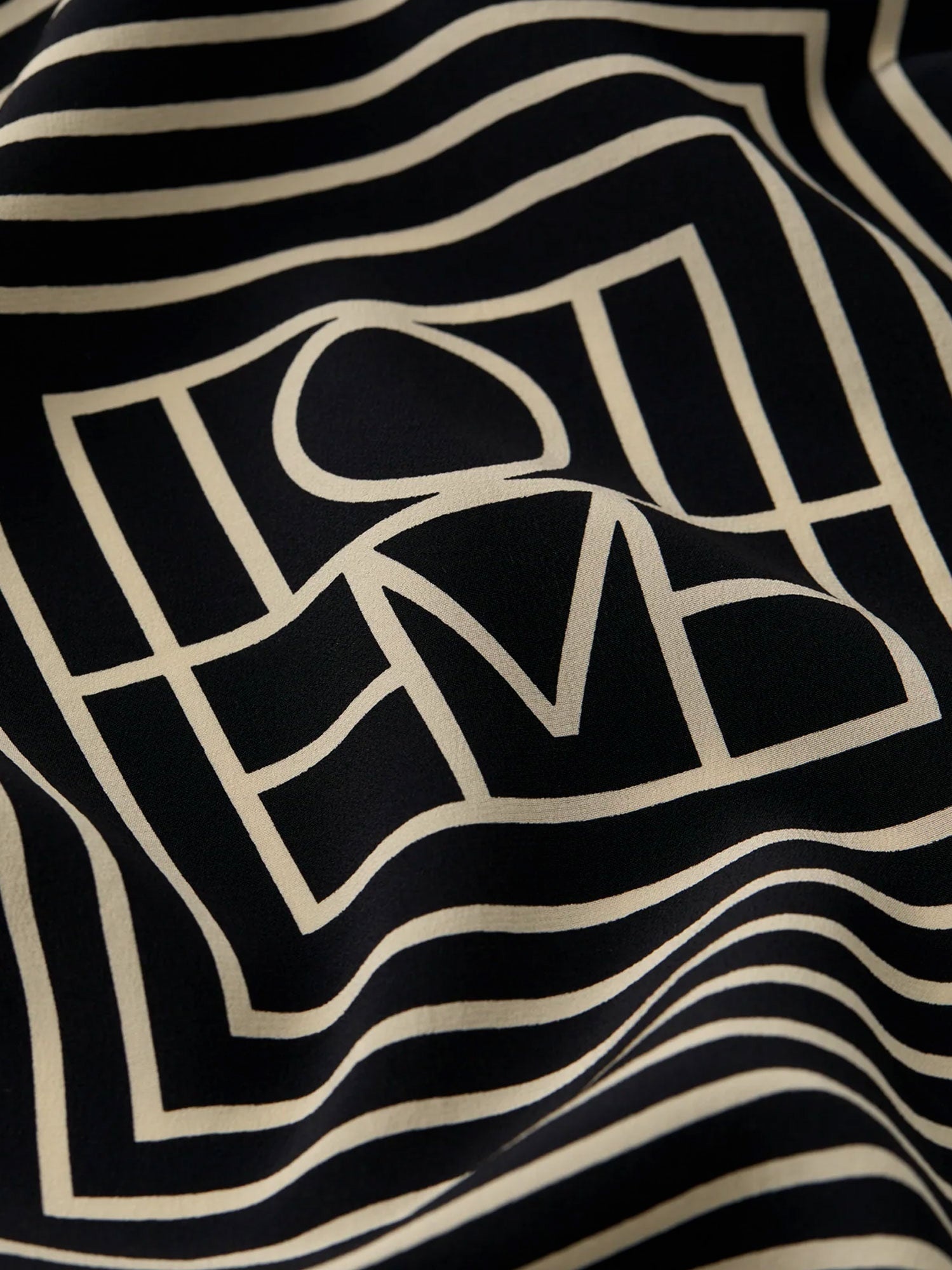 Toteme Women Logoed Silk Foulard - 2