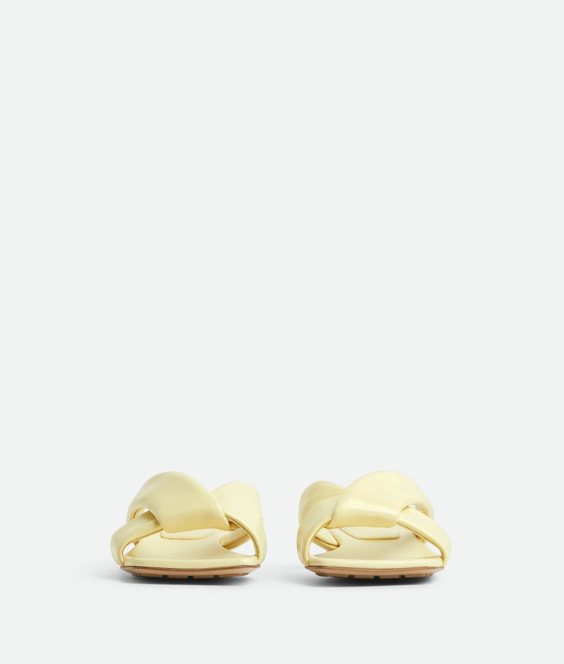 Bottega Veneta Riva Flat Mule outlook
