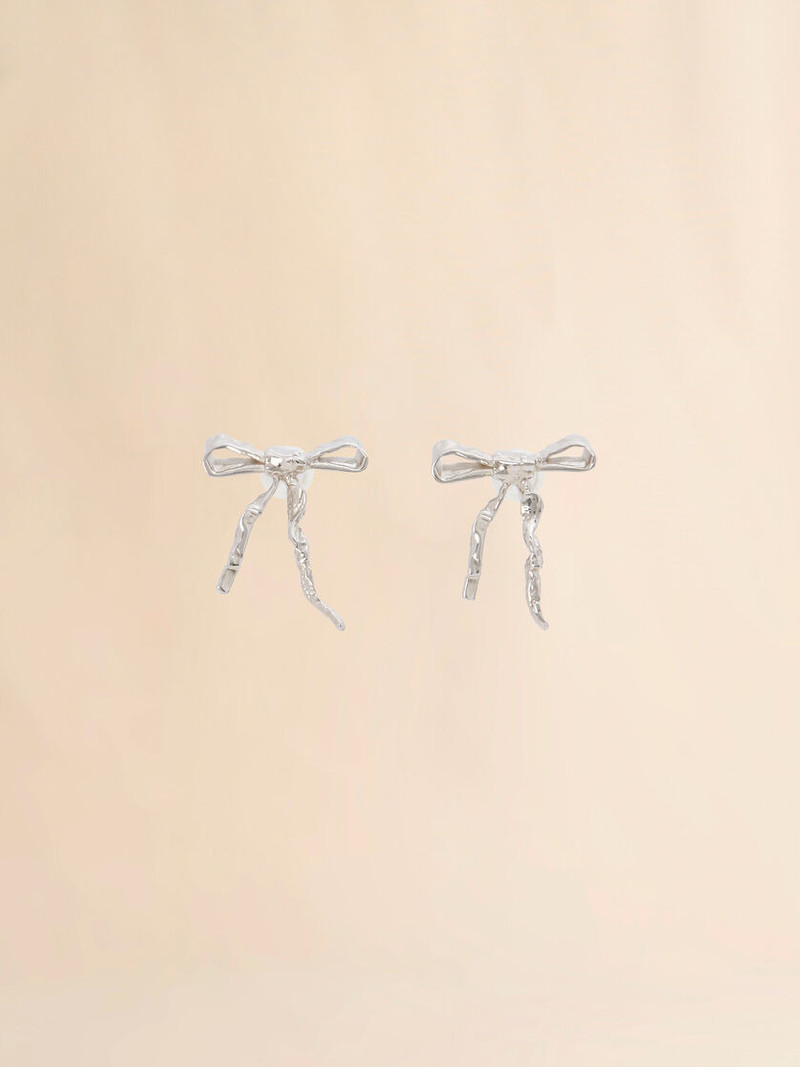 SILVER BOW STUD EARRINGS 1