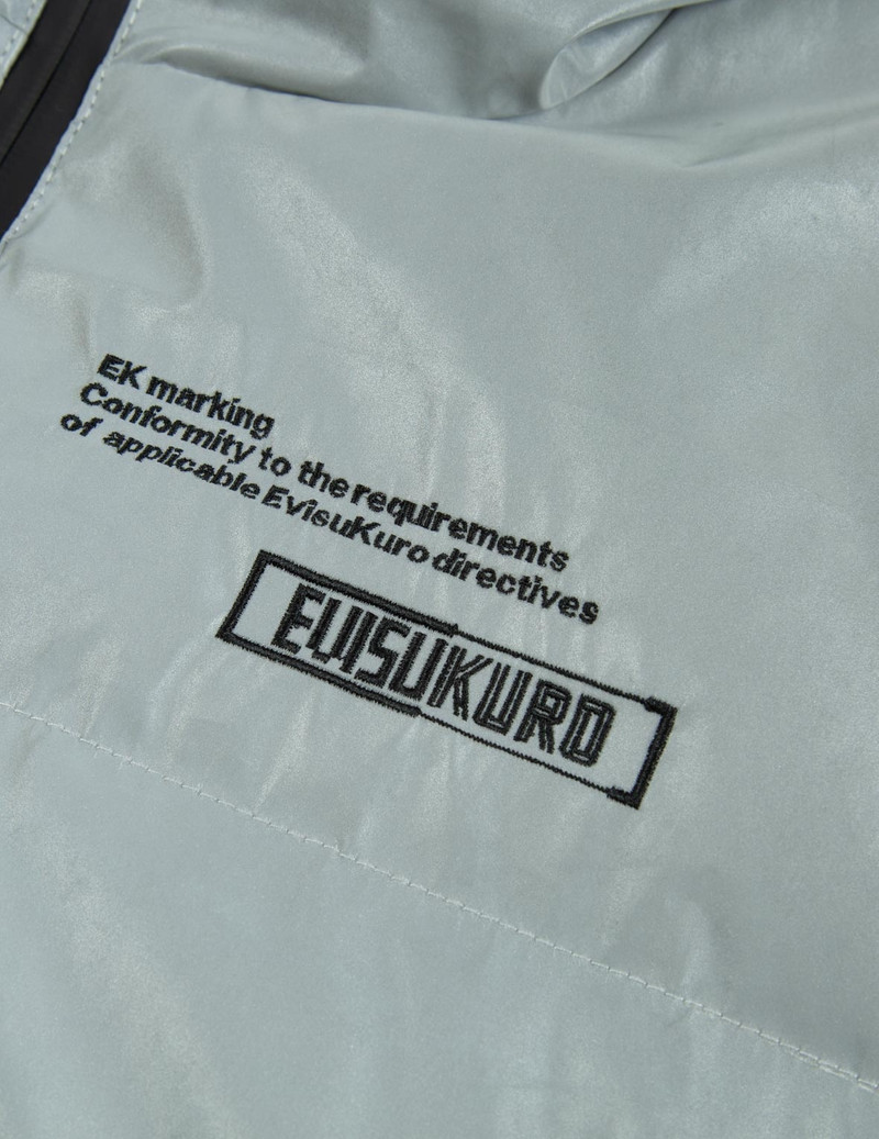 Spray-effect Kamon Print Down Jacket 3