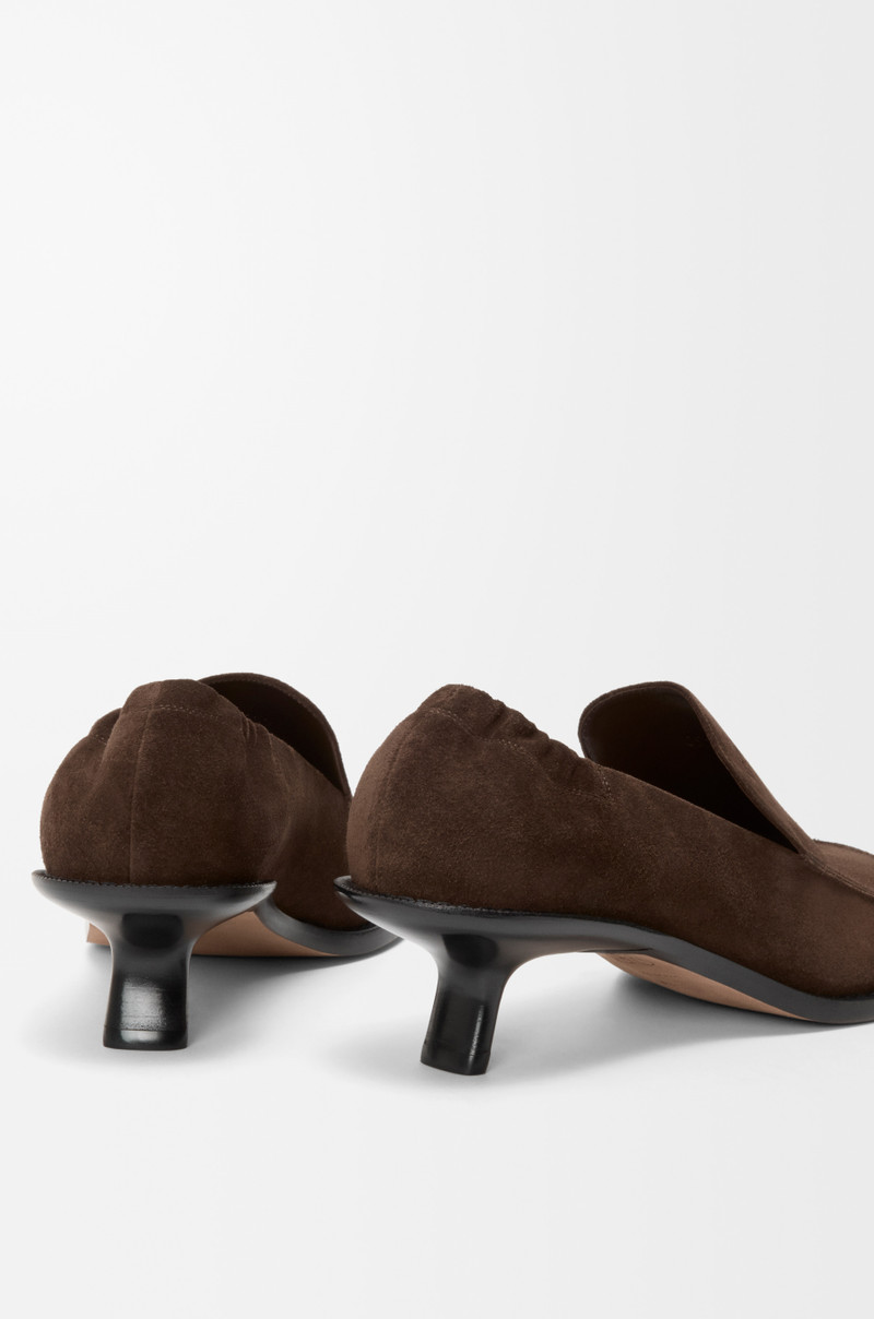 Flex loafer in suede calfskin 5