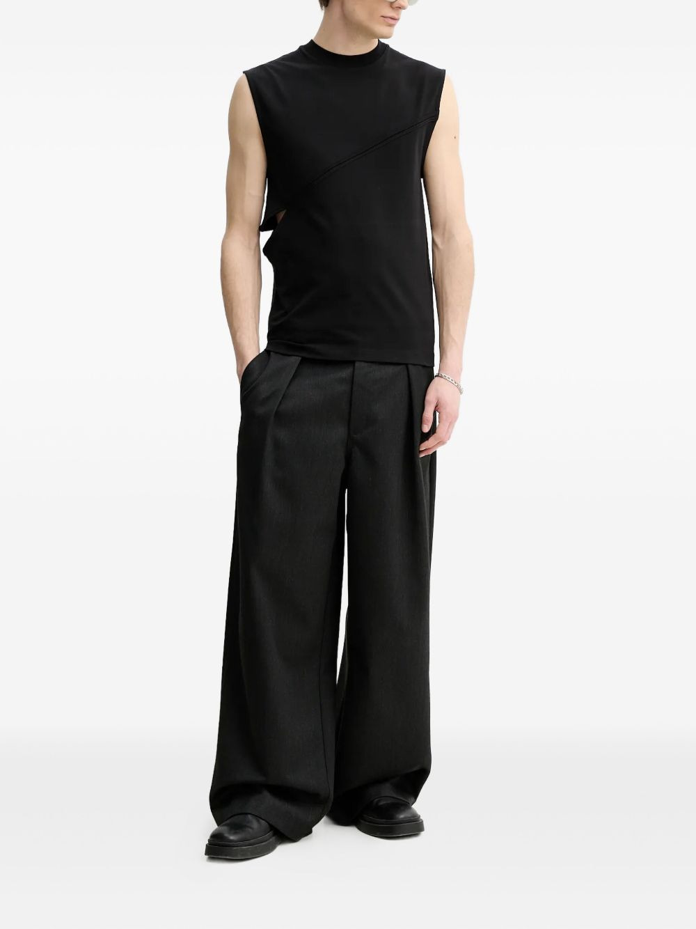 cut-out seam detail vest - 2
