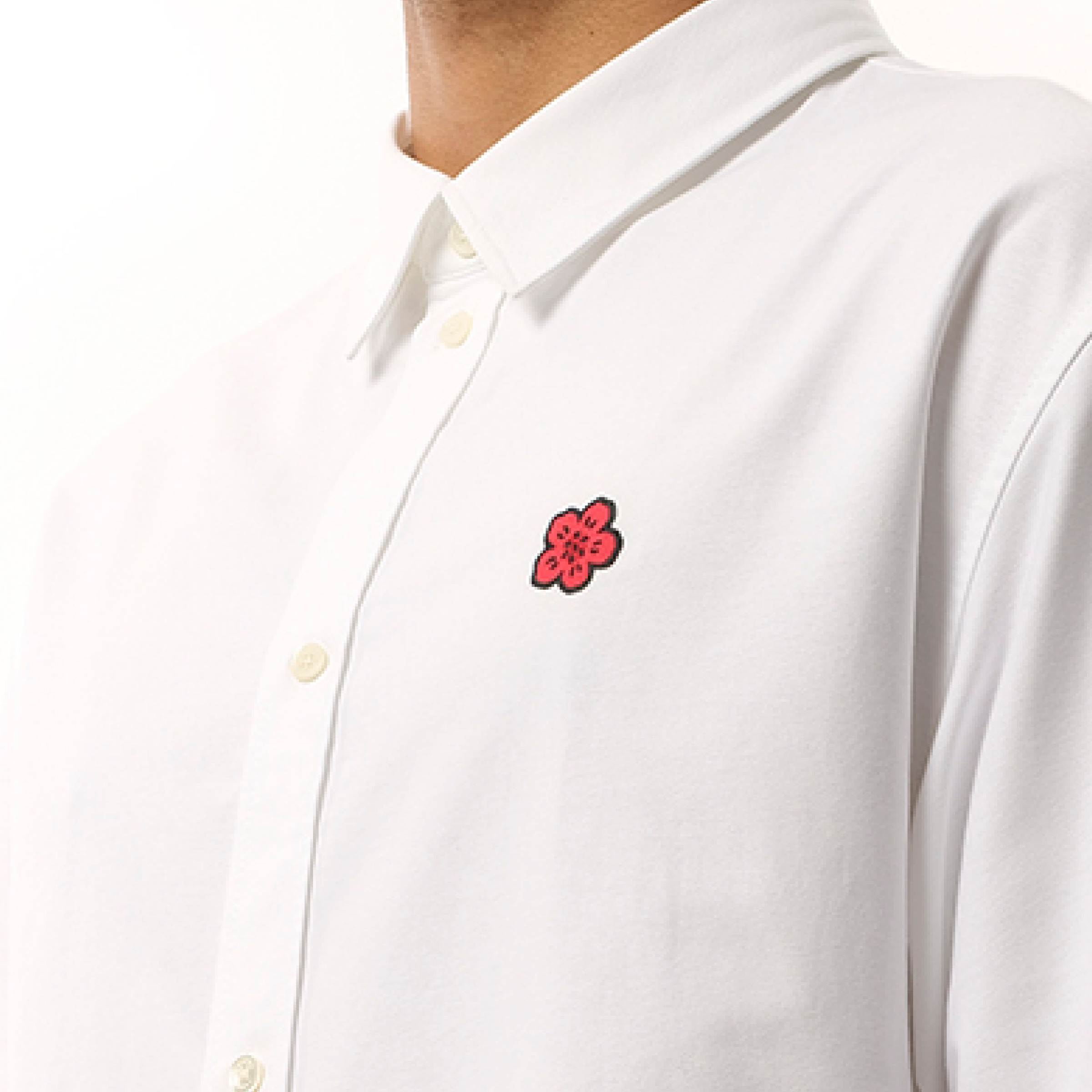 ★KENZO★ Bokeh 20 Classic Short Sleeve T-Shirt White FE65TS White KENZO Boke Flower Crest T-Shirt | SVD
