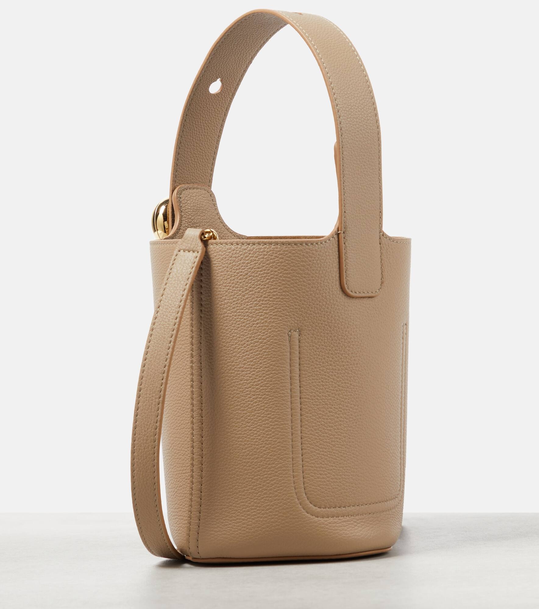 Pebble Mini leather bucket bag - 4