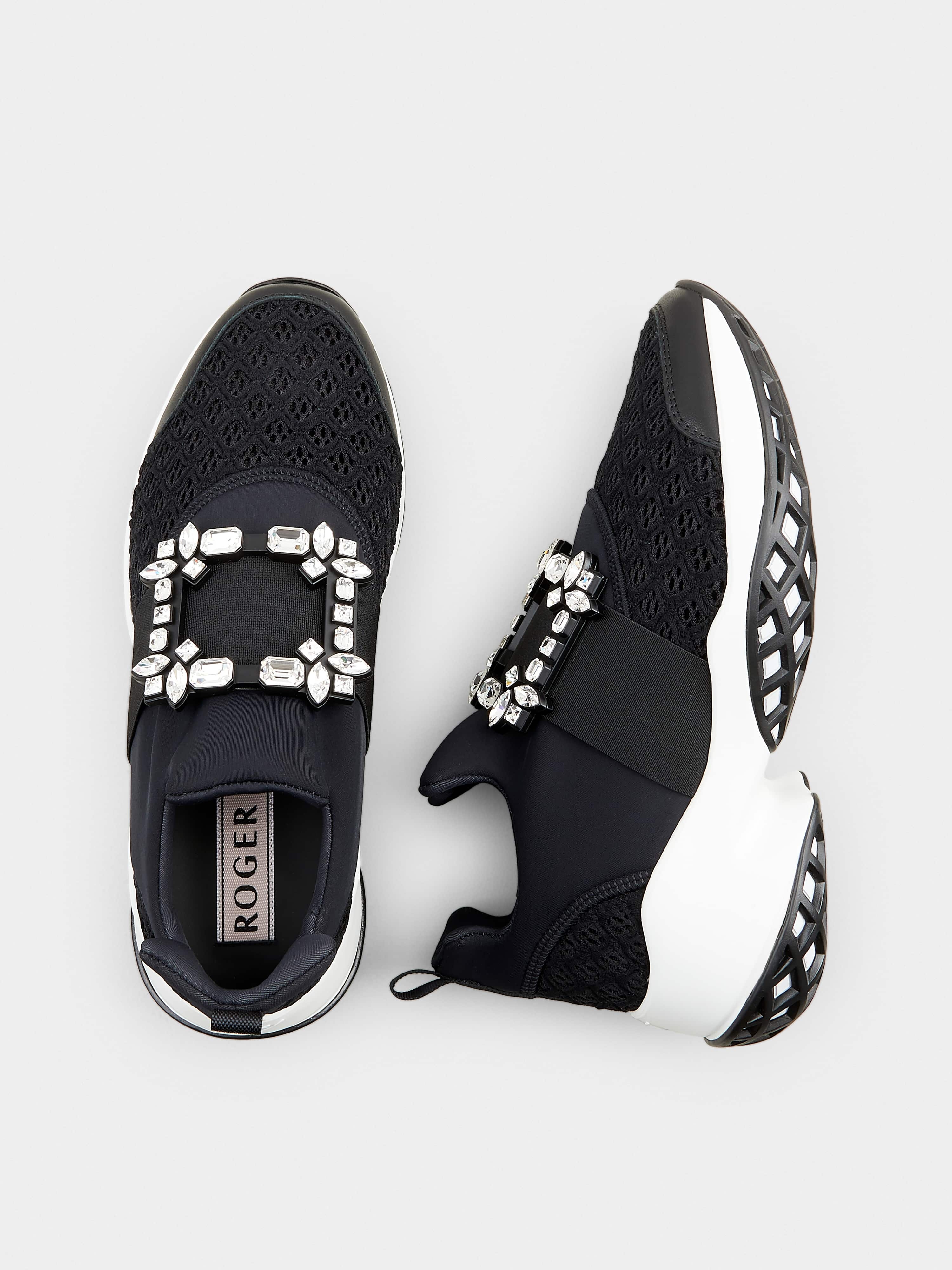 【Roger Vivier】Viv' Run Strass Buckle Fabrics スニーカー Viv' Run Sneakers in fabric Black Woman RVW50624180KOT42B999