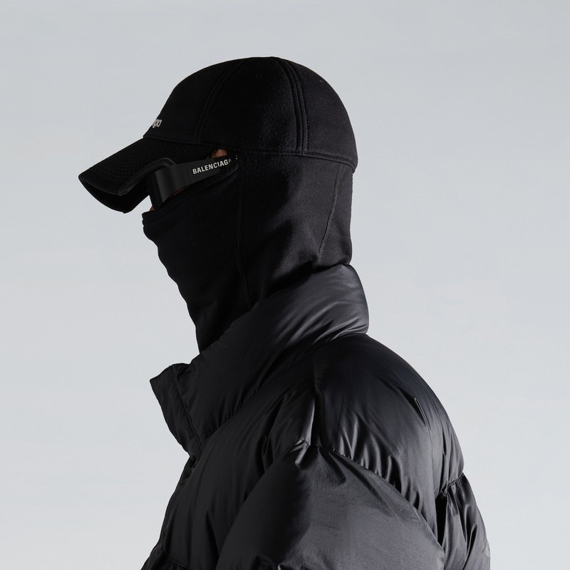 Men's Neck Warmer Cap in Black 6