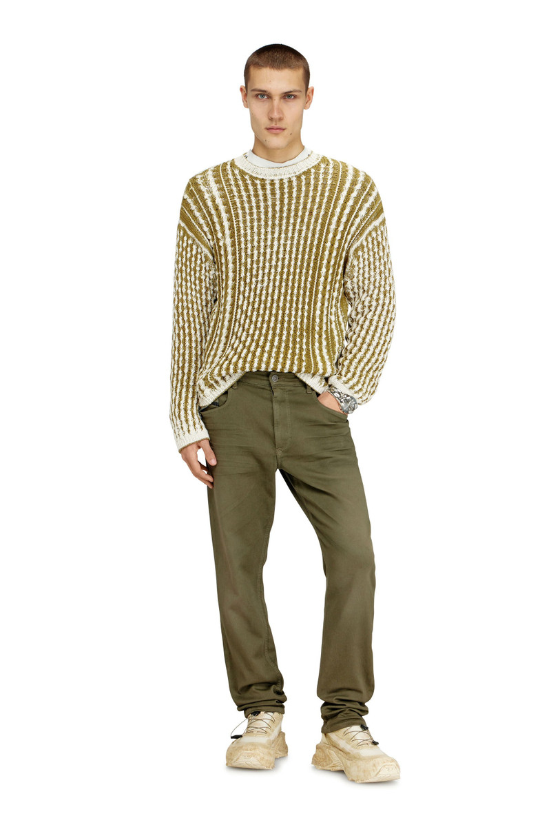 Diesel REGULAR 2032 D-KROOLEY-BW JOGGJEANS® 0670M outlook