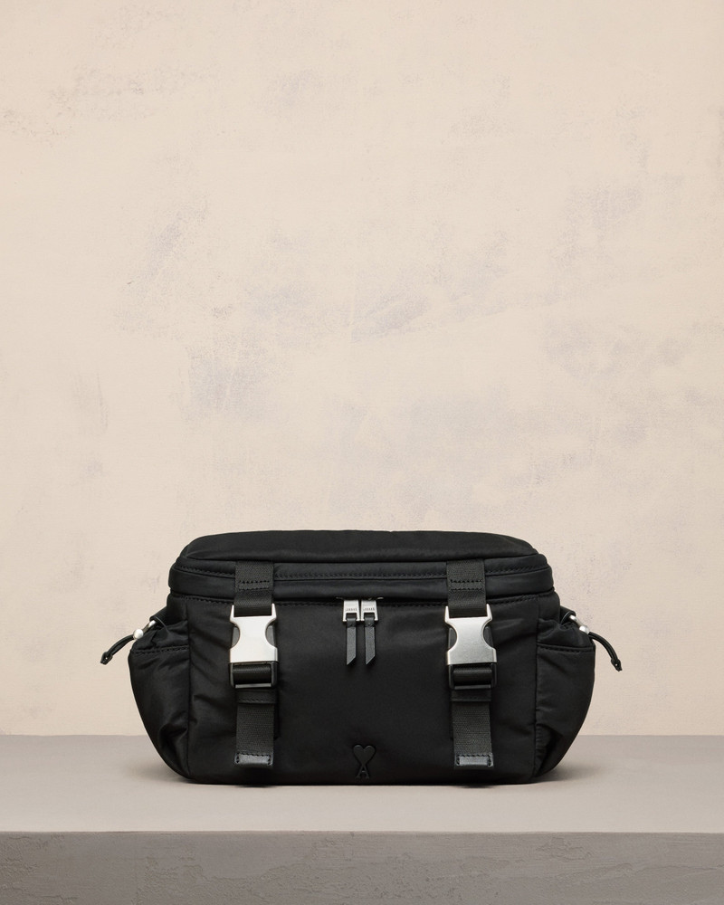 AMI DE COEUR MESSENGER BAG 1