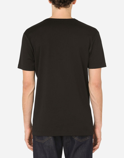 Dolce & Gabbana Cotton v-neck t-shirt with branded plate outlook