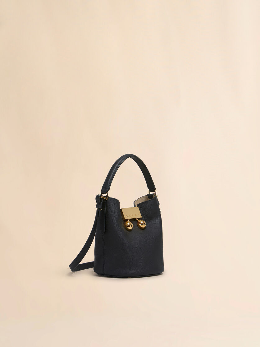 BLACK LEATHER TRUNKAROO BUCKET BAG - 6