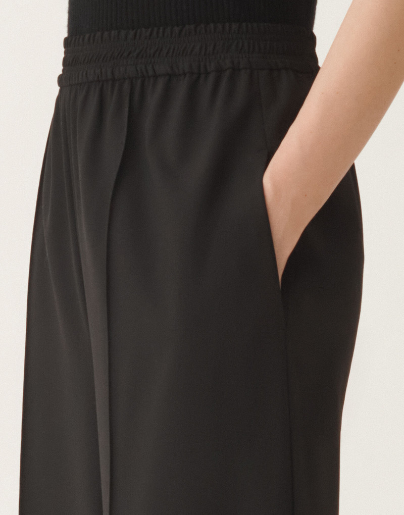 Jogger trousers in bi-stretch fresco wool 5