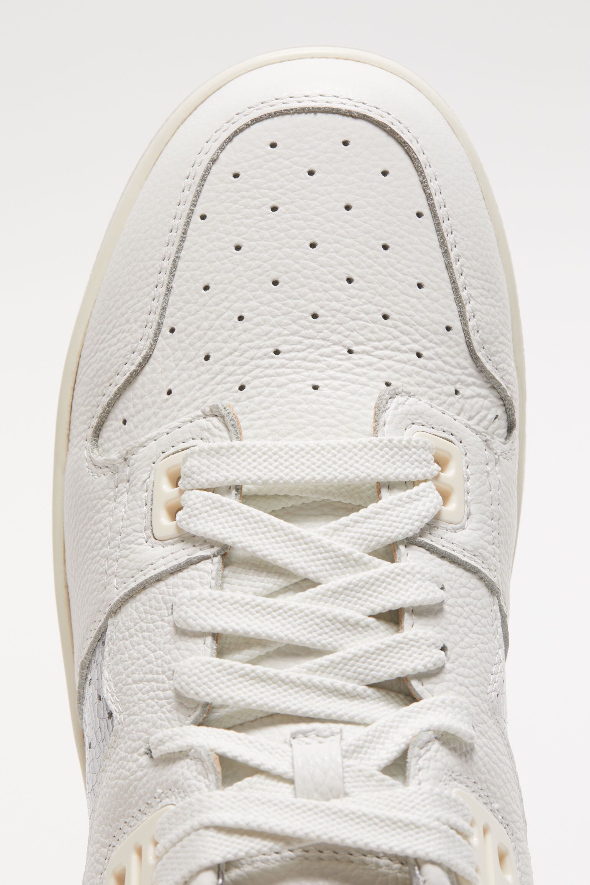 Low top sneakers - White/silver - 7